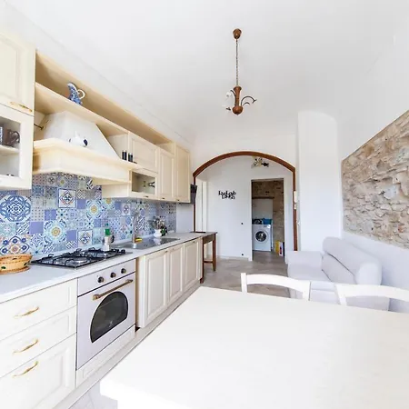 Casa Mimosa بيت للعطل Cipressa